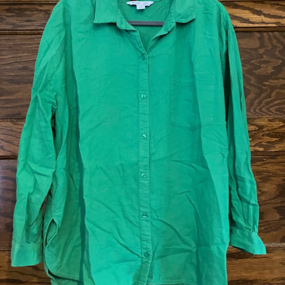 Old Navy Women’s Vibrant Green Button Down Shirt